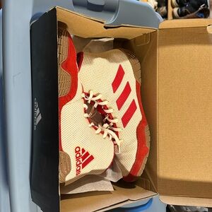 Men’s Adidas wrestling shoes - tech fall 2.0